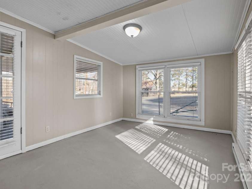 2614 US 321 Highway, Newton, NC 28658.  MLS# CAR4215731, YatesRealty ID 6946. 