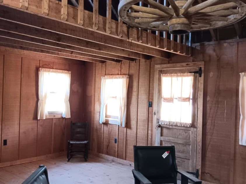 2614 US 321 Highway, Newton, NC 28658.  MLS# CAR4215731, YatesRealty ID 6946. 