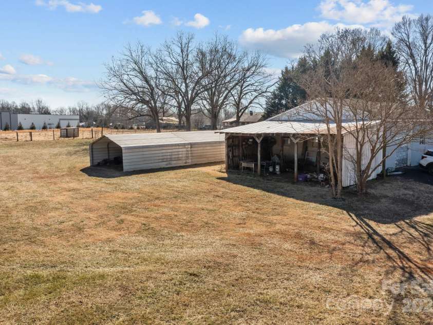 2614 US 321 Highway, Newton, NC 28658.  MLS# CAR4215731, YatesRealty ID 6946. Shed & Lean-To