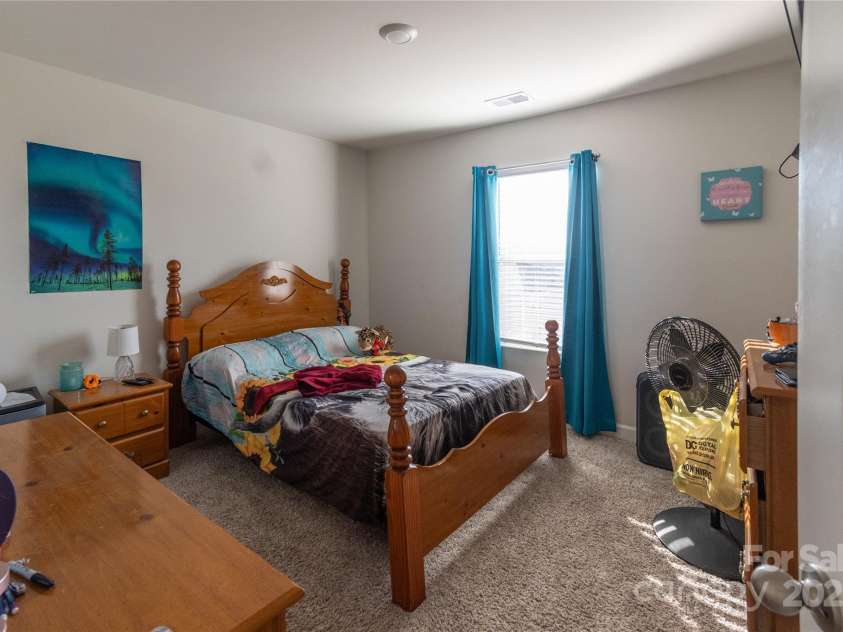 110 Matilda Street, Spartanburg, SC 29301.  MLS# CAR4225513, YatesRealty ID 6947. 