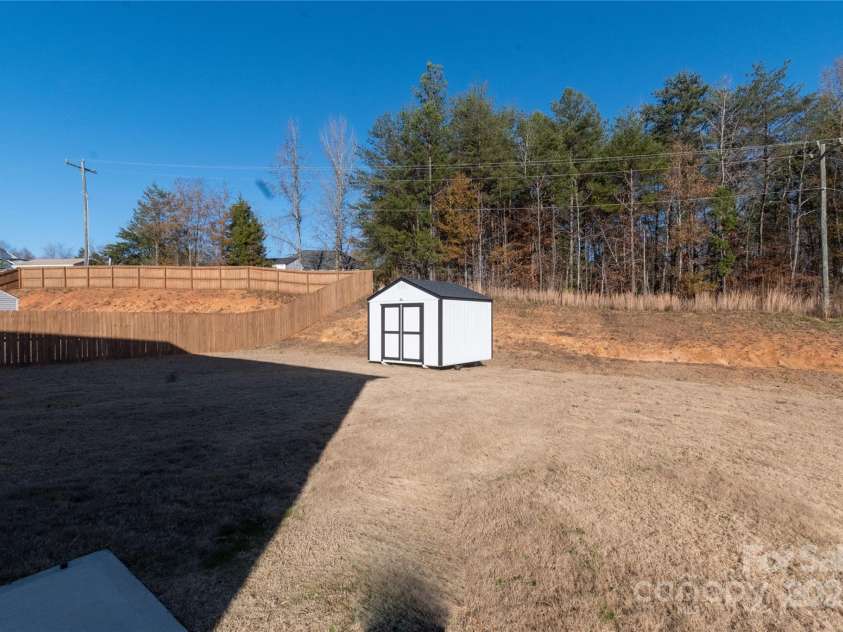 110 Matilda Street, Spartanburg, SC 29301.  MLS# CAR4225513, YatesRealty ID 6947. 