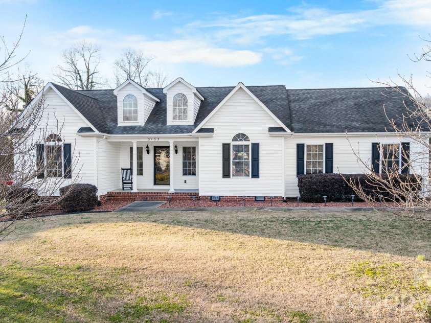 3155 Covington Way, Lenoir, NC 28645.  MLS# CAR4337338, YatesRealty ID 6947. 