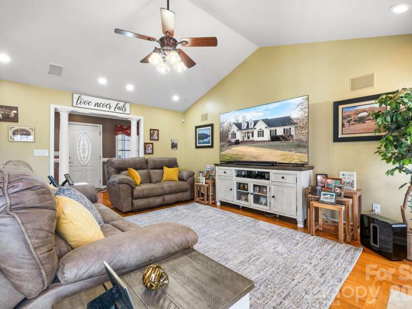 3155 Covington Way, Lenoir, NC 28645.  MLS# CAR4337338, YatesRealty ID 6947. 