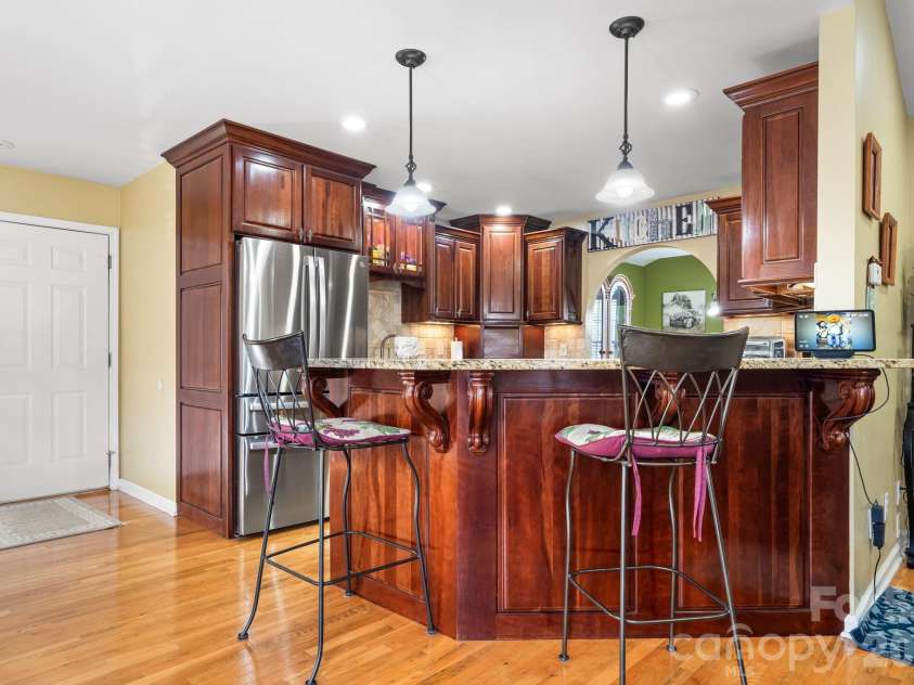 3155 Covington Way, Lenoir, NC 28645.  MLS# CAR4337338, YatesRealty ID 6947. 