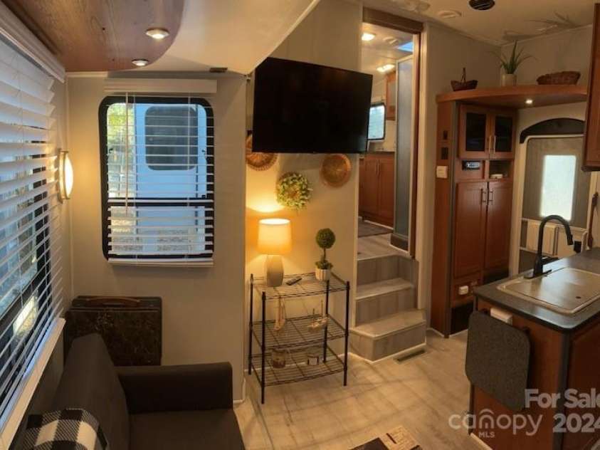 204 Lake Tillery Trail, Mount Gilead, NC 27306.  MLS# CAR4203308, YatesRealty ID 6948. 