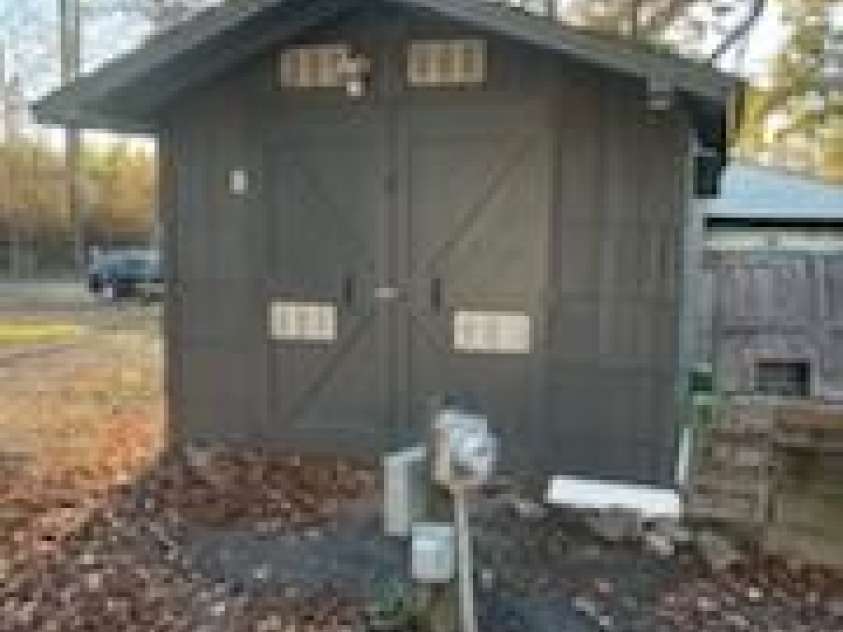 204 Lake Tillery Trail, Mount Gilead, NC 27306.  MLS# CAR4203308, YatesRealty ID 6948. 