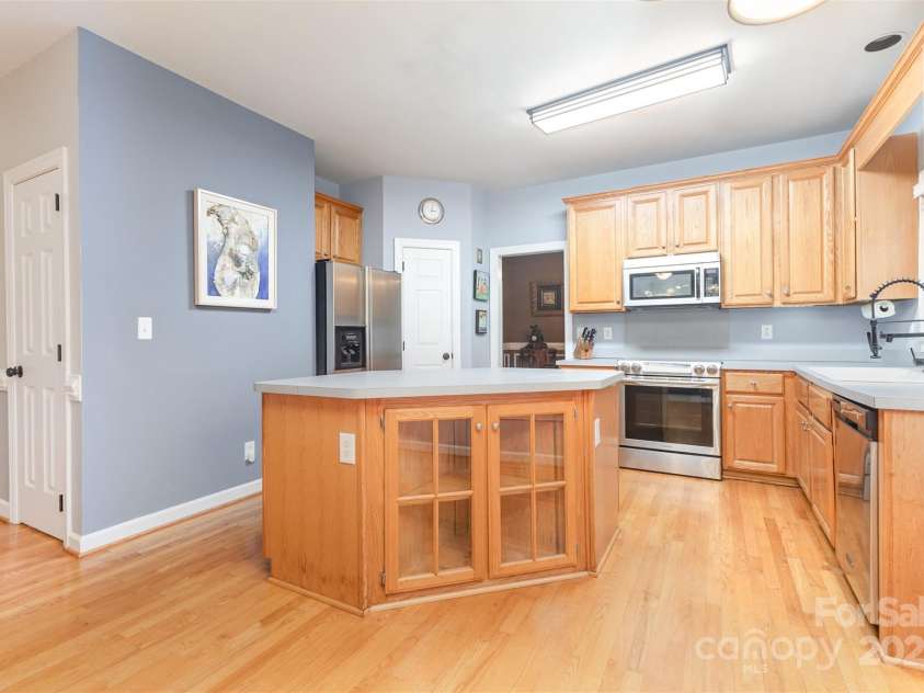 1210 Foxfield Road, Waxhaw, NC 28173.  MLS# CAR4329199, YatesRealty ID 6949. 