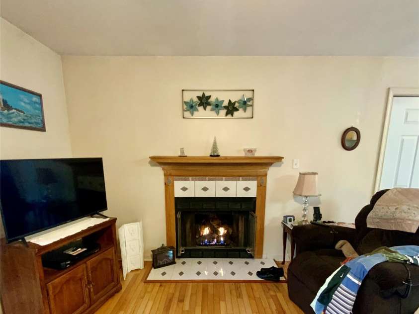 122 Hamilton Park, Rutherfordton, NC 28139.  MLS# CAR4218849, YatesRealty ID 6949. Gas Logs OR Woodburning option