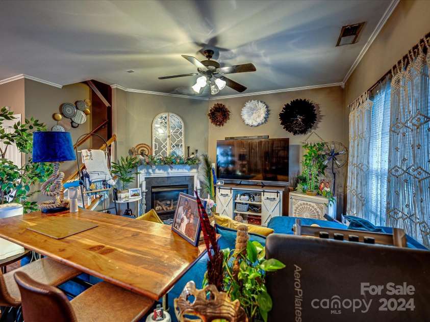 3005 Golden Dale Lane, Charlotte, NC 28262.  MLS# CAR4185396, YatesRealty ID 695. 