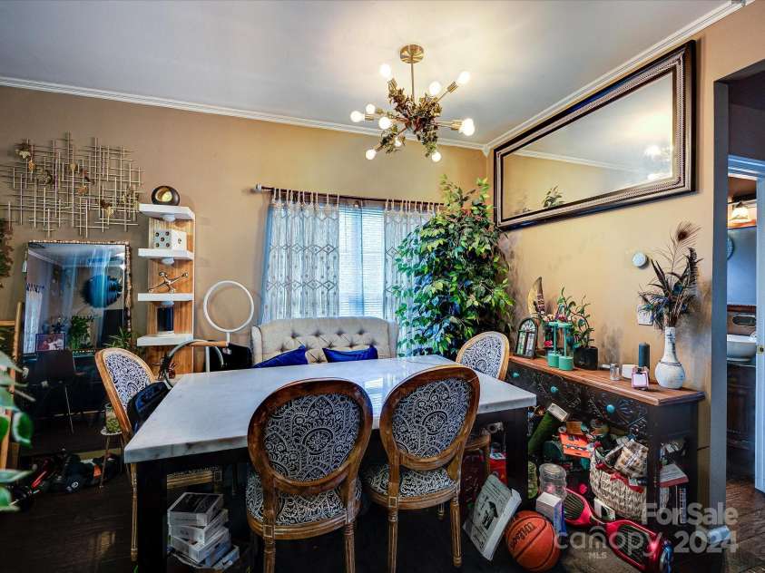 3005 Golden Dale Lane, Charlotte, NC 28262.  MLS# CAR4185396, YatesRealty ID 695. Dining Room