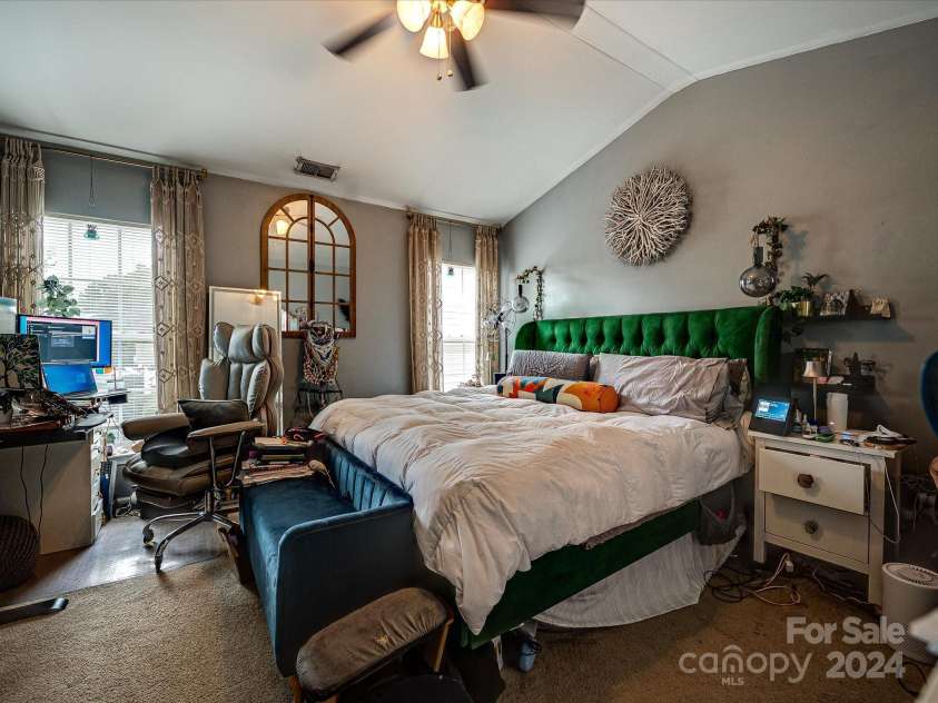 3005 Golden Dale Lane, Charlotte, NC 28262.  MLS# CAR4185396, YatesRealty ID 695. Primary Bedroom