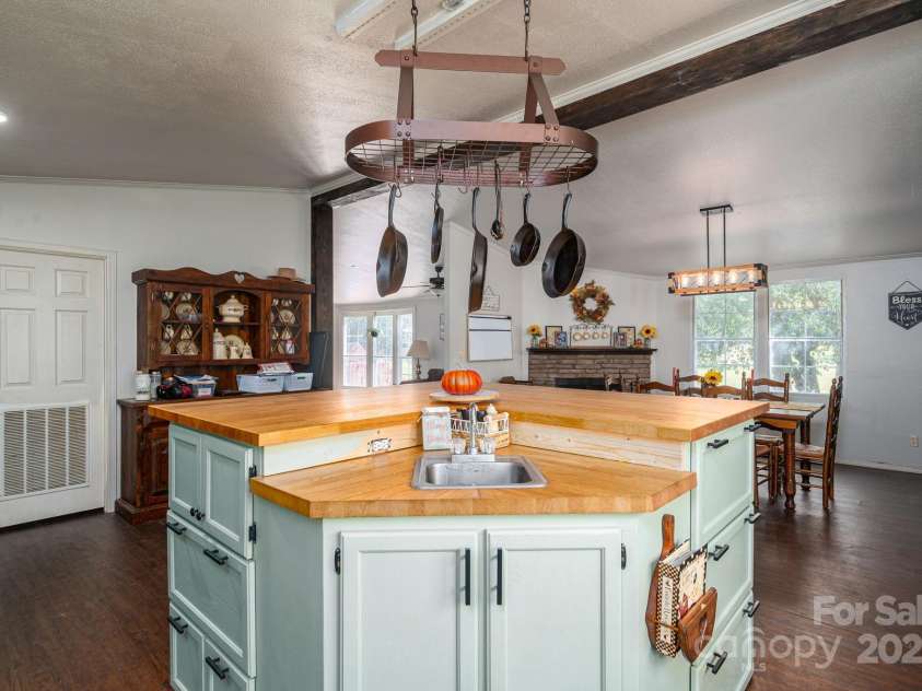 3597 Ray Danner Road, Maiden, NC 28650.  MLS# CAR4313245, YatesRealty ID 695. 