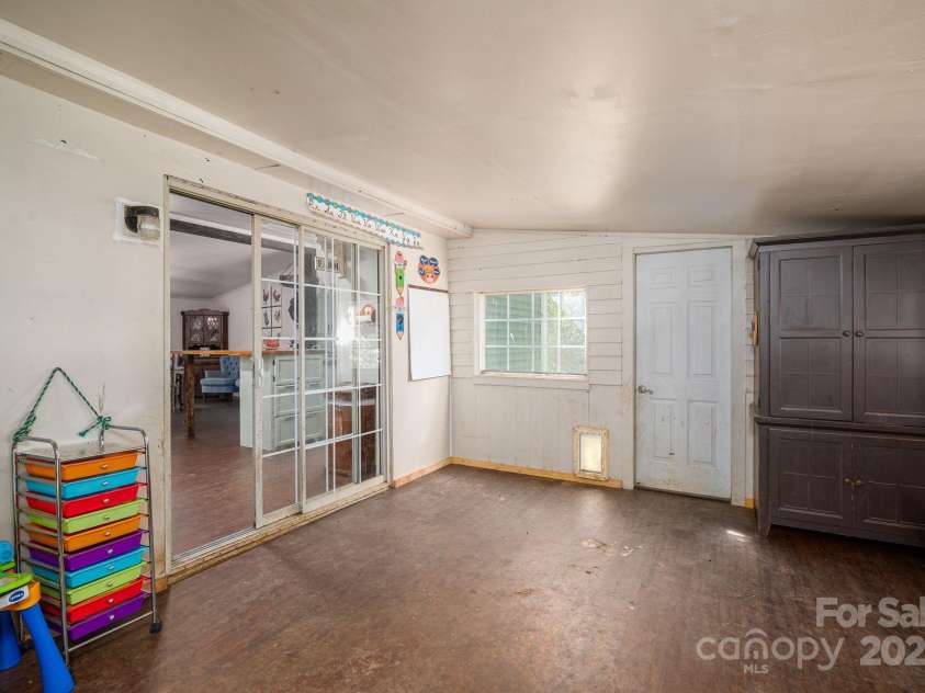 3597 Ray Danner Road, Maiden, NC 28650.  MLS# CAR4313245, YatesRealty ID 695. 