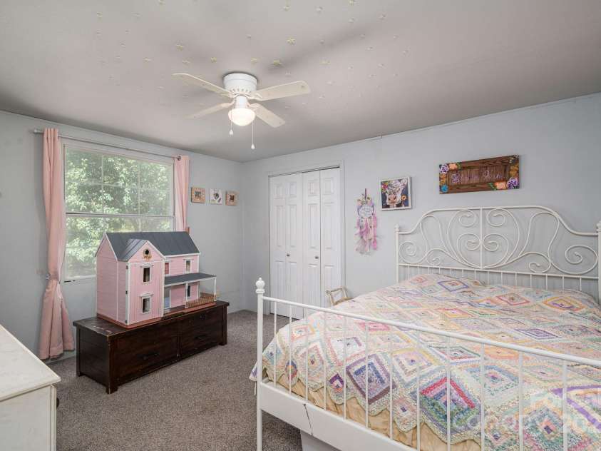 3597 Ray Danner Road, Maiden, NC 28650.  MLS# CAR4313245, YatesRealty ID 695. 