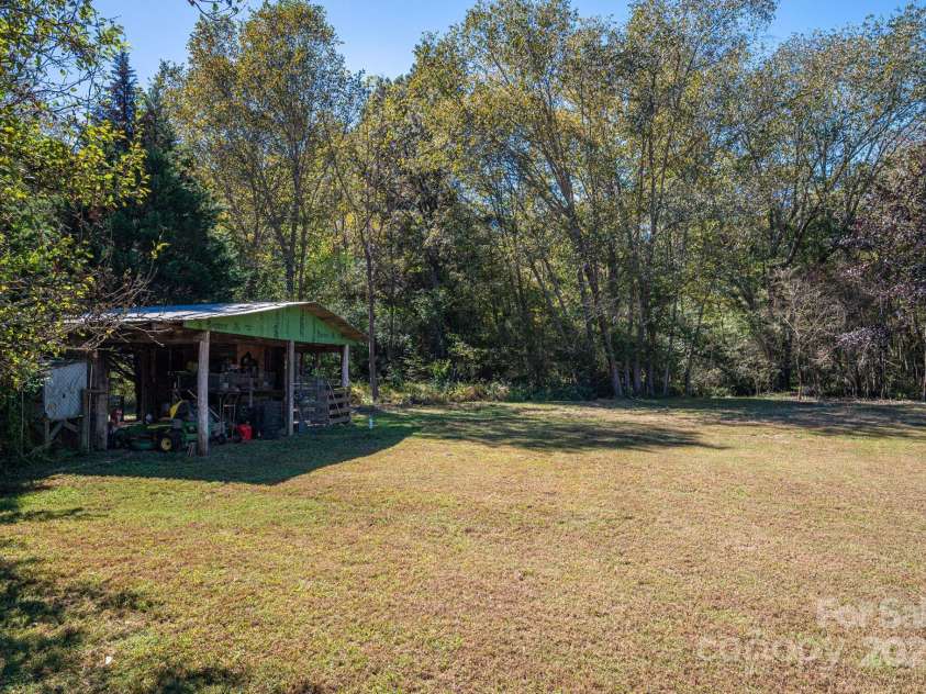 3597 Ray Danner Road, Maiden, NC 28650.  MLS# CAR4313245, YatesRealty ID 695. 