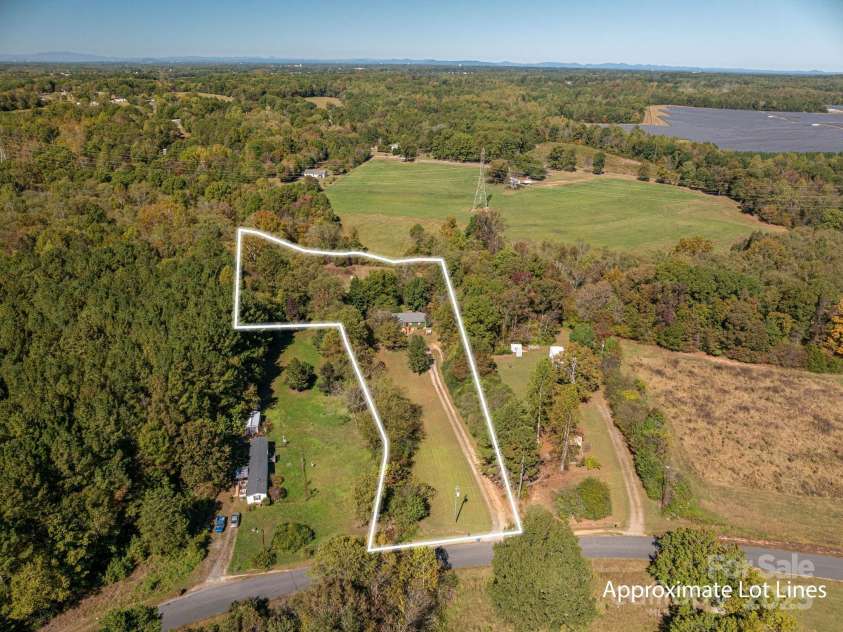 3597 Ray Danner Road, Maiden, NC 28650.  MLS# CAR4313245, YatesRealty ID 695. 