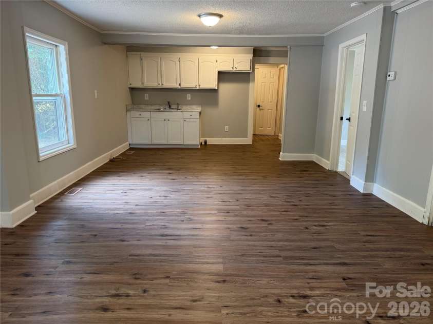 1555 Collinston Drive, Gastonia, NC 28052.  MLS# CAR4304198, YatesRealty ID 6950. 