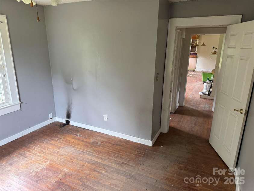 6482 taylorsville Highway, Hiddenite, NC 28636.  MLS# CAR4248538, YatesRealty ID 6950. 