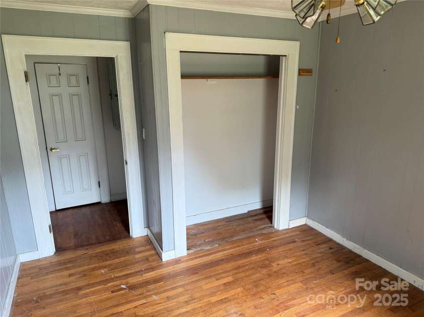 6482 taylorsville Highway, Hiddenite, NC 28636.  MLS# CAR4248538, YatesRealty ID 6950. 