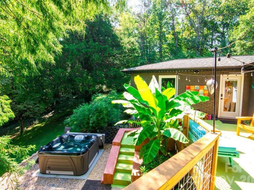 249 Gudger Hill Road, Cullowhee, NC 28723.  MLS# CAR4352278, YatesRealty ID 6952. 