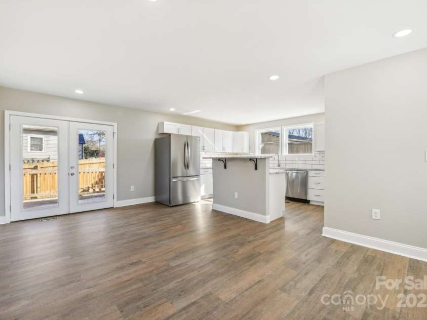 287 Young Avenue, Concord, NC 28025.  MLS# CAR4205386, YatesRealty ID 6952. 