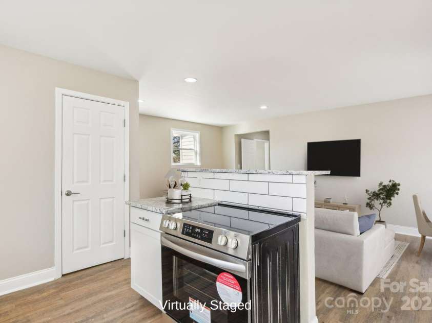 287 Young Avenue, Concord, NC 28025.  MLS# CAR4205386, YatesRealty ID 6952. 