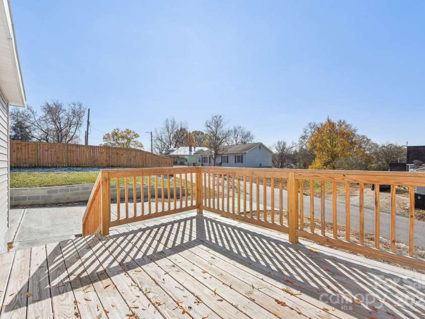 287 Young Avenue, Concord, NC 28025.  MLS# CAR4205386, YatesRealty ID 6952. 