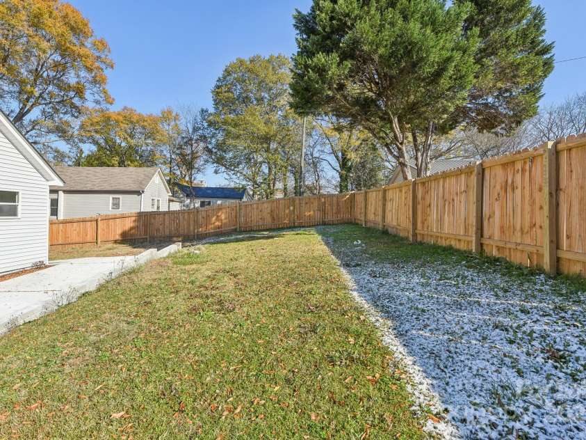 287 Young Avenue, Concord, NC 28025.  MLS# CAR4205386, YatesRealty ID 6952. 