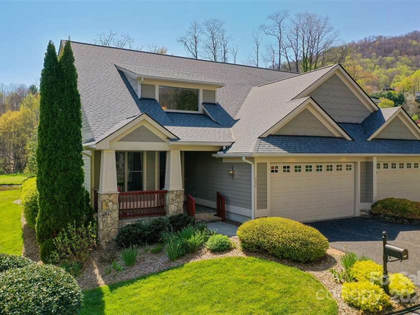 111 Augusta Circle, Waynesville, NC 28786.  MLS# CAR4235125, YatesRealty ID 6954. 