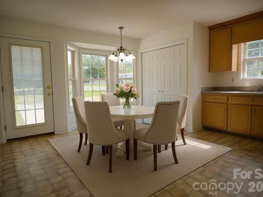 318 Huffman Road, Gastonia, NC 28056.  MLS# CAR4297104, YatesRealty ID 6956. *Virtually Staged*
