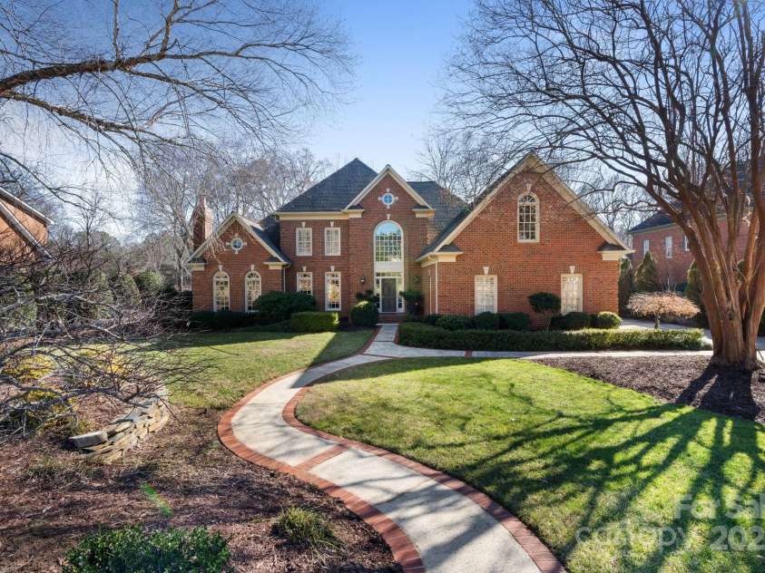 12201 Pine Valley Club Drive, Charlotte, NC 28277.  MLS# CAR4216927, YatesRealty ID 6958. 