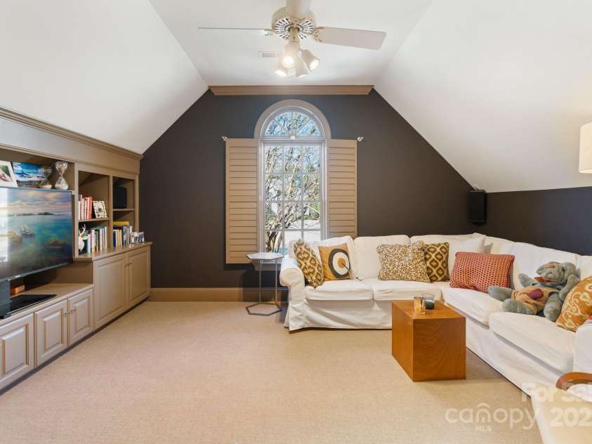 12201 Pine Valley Club Drive, Charlotte, NC 28277.  MLS# CAR4216927, YatesRealty ID 6958. 