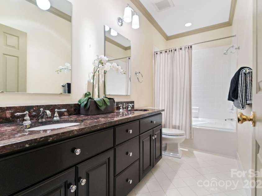 12201 Pine Valley Club Drive, Charlotte, NC 28277.  MLS# CAR4216927, YatesRealty ID 6958. 