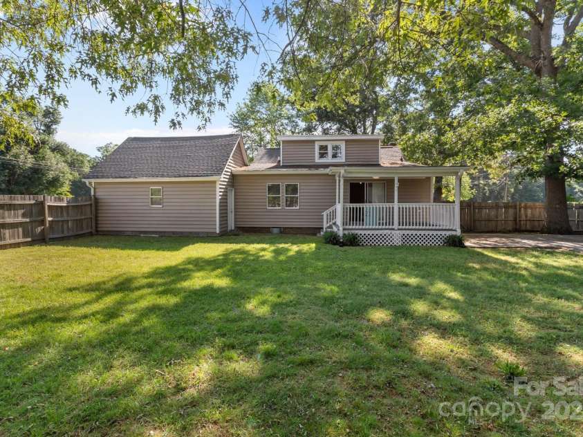 319 Central Avenue, Locust, NC 28097.  MLS# CAR4253319, YatesRealty ID 696. 