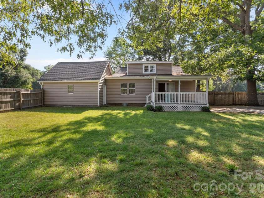 319 Central Avenue, Locust, NC 28097.  MLS# CAR4390375, YatesRealty ID 696. 