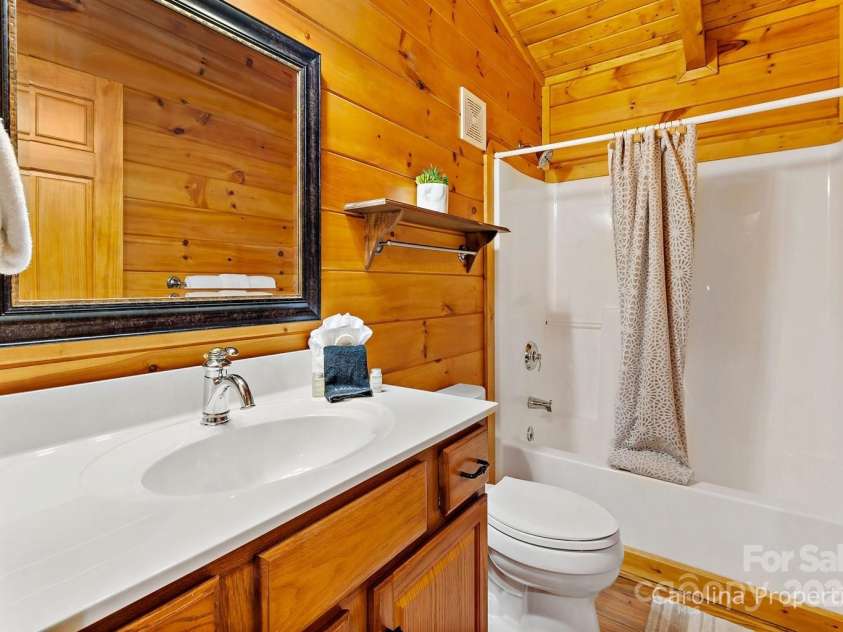 501 Bolt Road, Lake Lure, NC 28746.  MLS# CAR4241628, YatesRealty ID 6962. Upper-level full bath