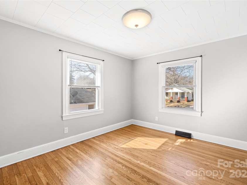 404 Ford Street, Kannapolis, NC 28083.  MLS# CAR4215318, YatesRealty ID 6963. 