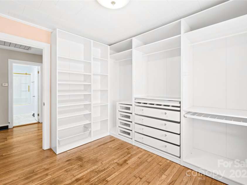 404 Ford Street, Kannapolis, NC 28083.  MLS# CAR4215318, YatesRealty ID 6963. 