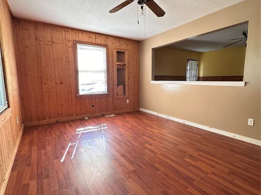 621 11th Street, Newton, NC 28658.  MLS# CAR4351153, YatesRealty ID 6963. 