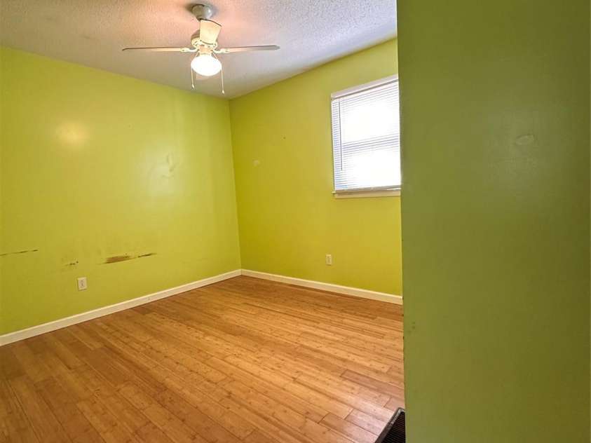621 11th Street, Newton, NC 28658.  MLS# CAR4351153, YatesRealty ID 6963. 
