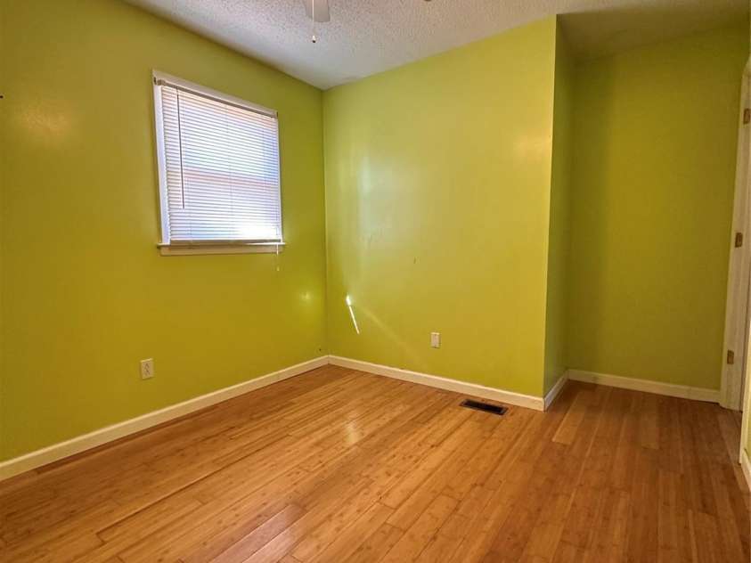 621 11th Street, Newton, NC 28658.  MLS# CAR4351153, YatesRealty ID 6963. 