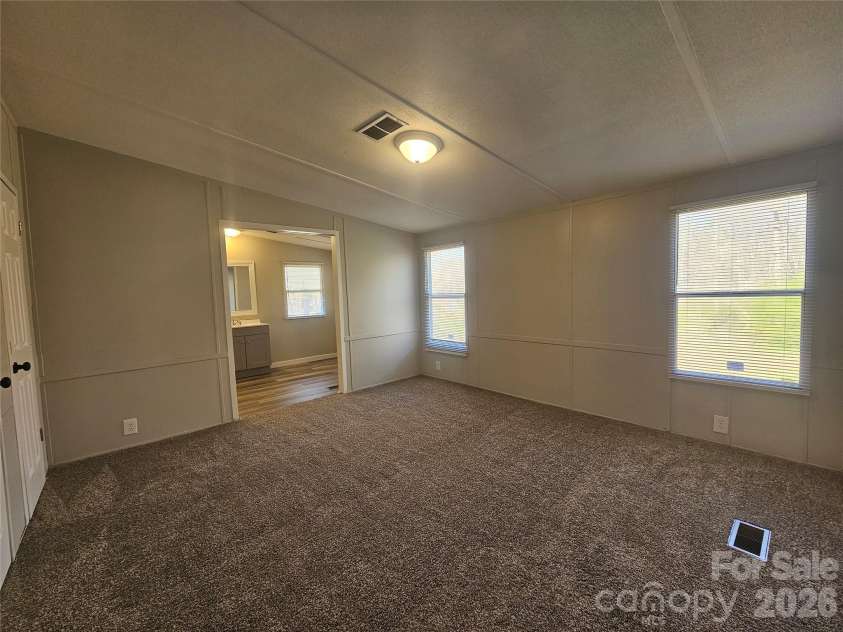 1288 Meadowland Drive, Lincolnton, NC 28092.  MLS# CAR4363042, YatesRealty ID 6964. 