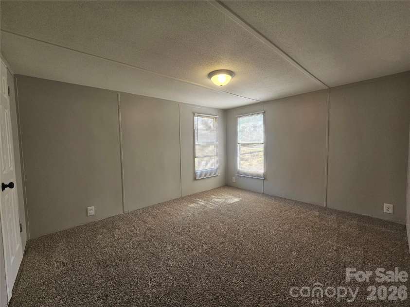 1288 Meadowland Drive, Lincolnton, NC 28092.  MLS# CAR4363042, YatesRealty ID 6964. 
