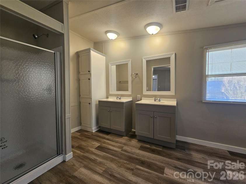 1288 Meadowland Drive, Lincolnton, NC 28092.  MLS# CAR4363042, YatesRealty ID 6964. 