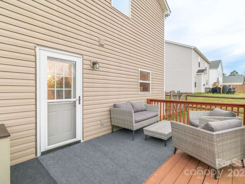 552 Montgomery Drive, Rock Hill, SC 29732.  MLS# CAR4233355, YatesRealty ID 6964. Deck for entertaining