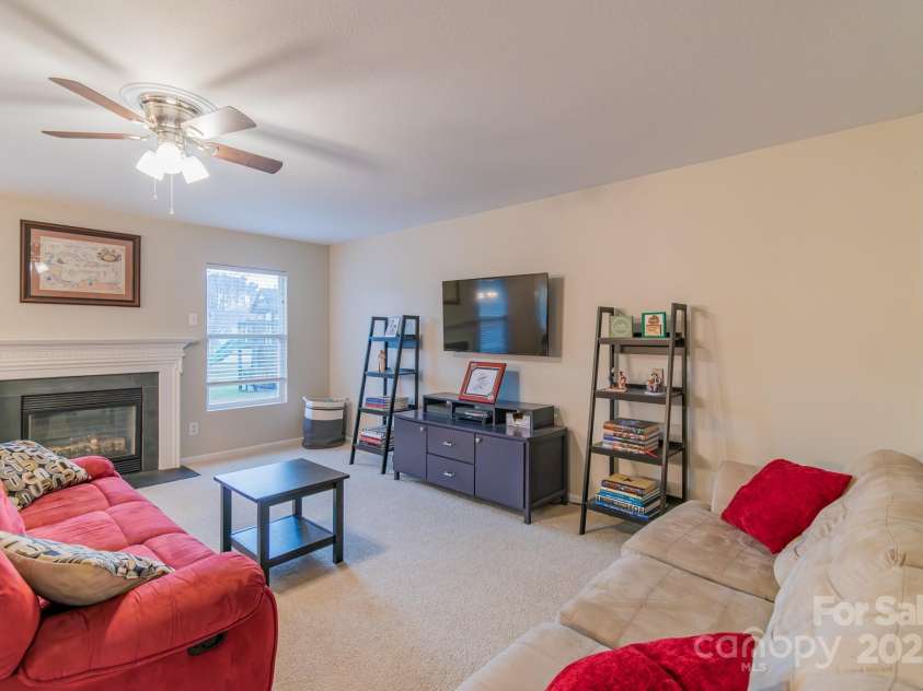552 Montgomery Drive, Rock Hill, SC 29732.  MLS# CAR4233355, YatesRealty ID 6964. Great room with vented gas fireplace