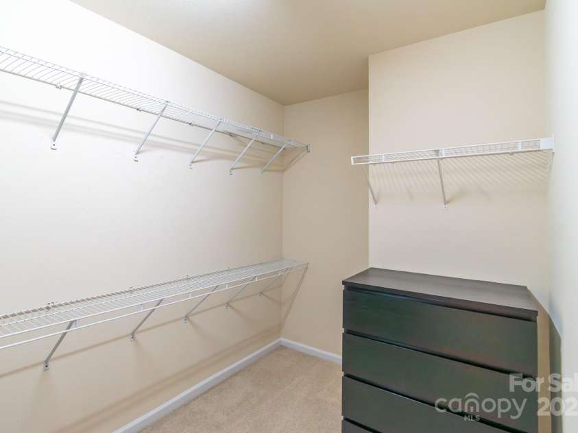 552 Montgomery Drive, Rock Hill, SC 29732.  MLS# CAR4233355, YatesRealty ID 6964. Primary suite walk-in closet
