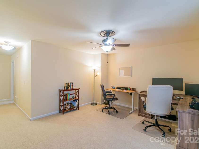 552 Montgomery Drive, Rock Hill, SC 29732.  MLS# CAR4233355, YatesRealty ID 6964. Upstairs open loft