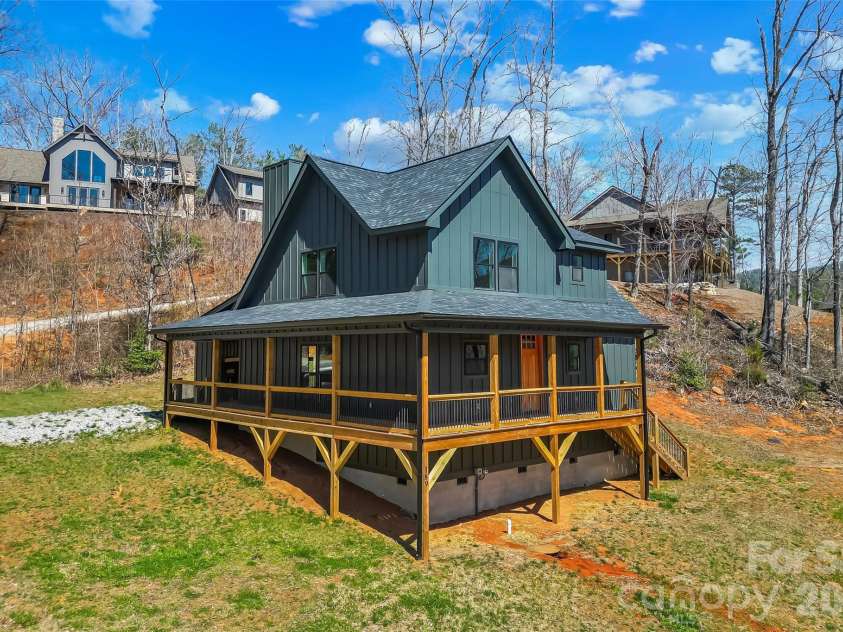 189 Clinchfield Gap Road, Marion, NC 28752.  MLS# CAR4362969, YatesRealty ID 6967. 