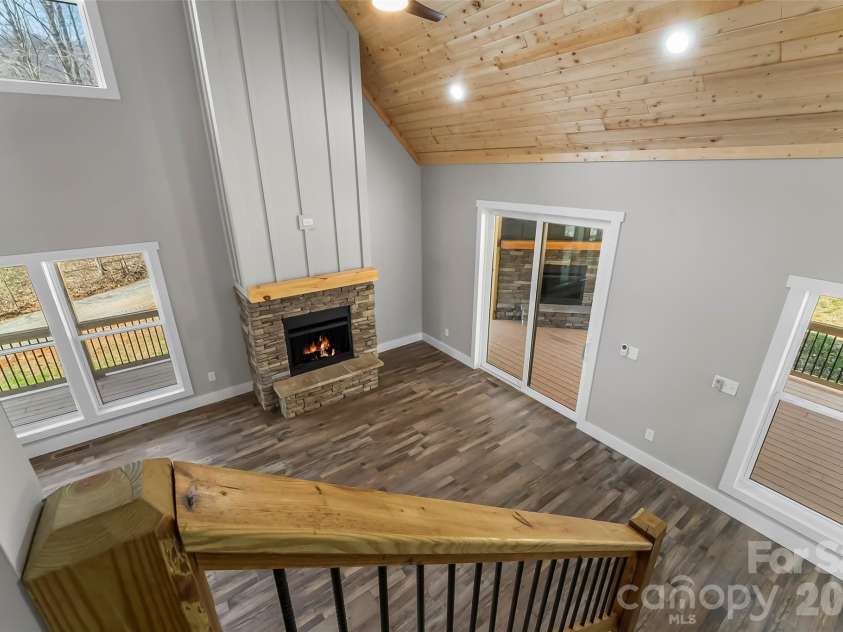 189 Clinchfield Gap Road, Marion, NC 28752.  MLS# CAR4362969, YatesRealty ID 6967. 